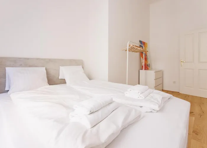 4Ty3 Apartments - Rochus Market City Apartment Is Calling